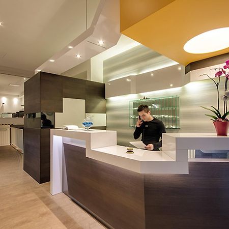 Genius Hotel Downtown Milano Esterno foto