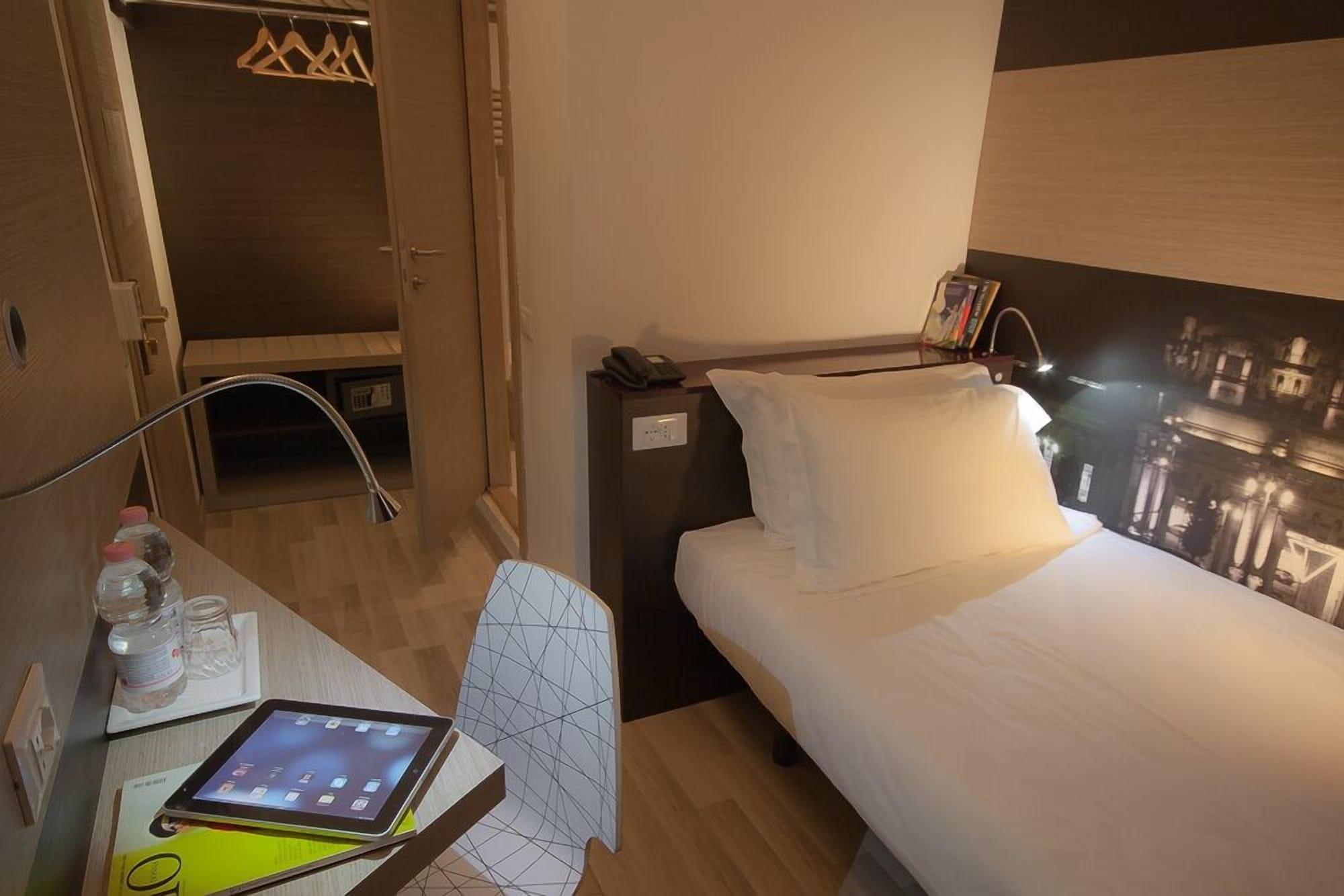 Genius Hotel Downtown Milano Camera foto