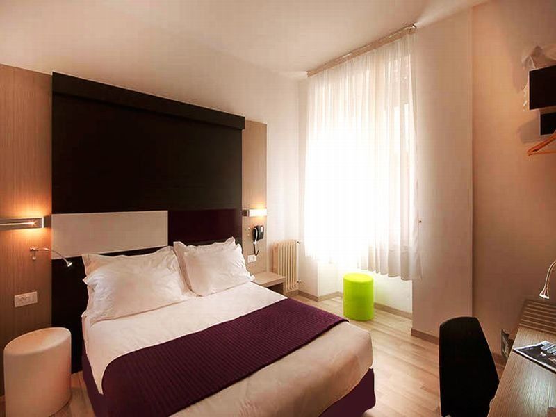 Genius Hotel Downtown Milano Esterno foto